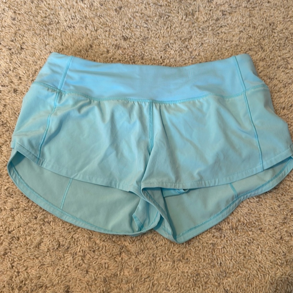 Lululemon 2.5 inch Speed Up Shorts size 4